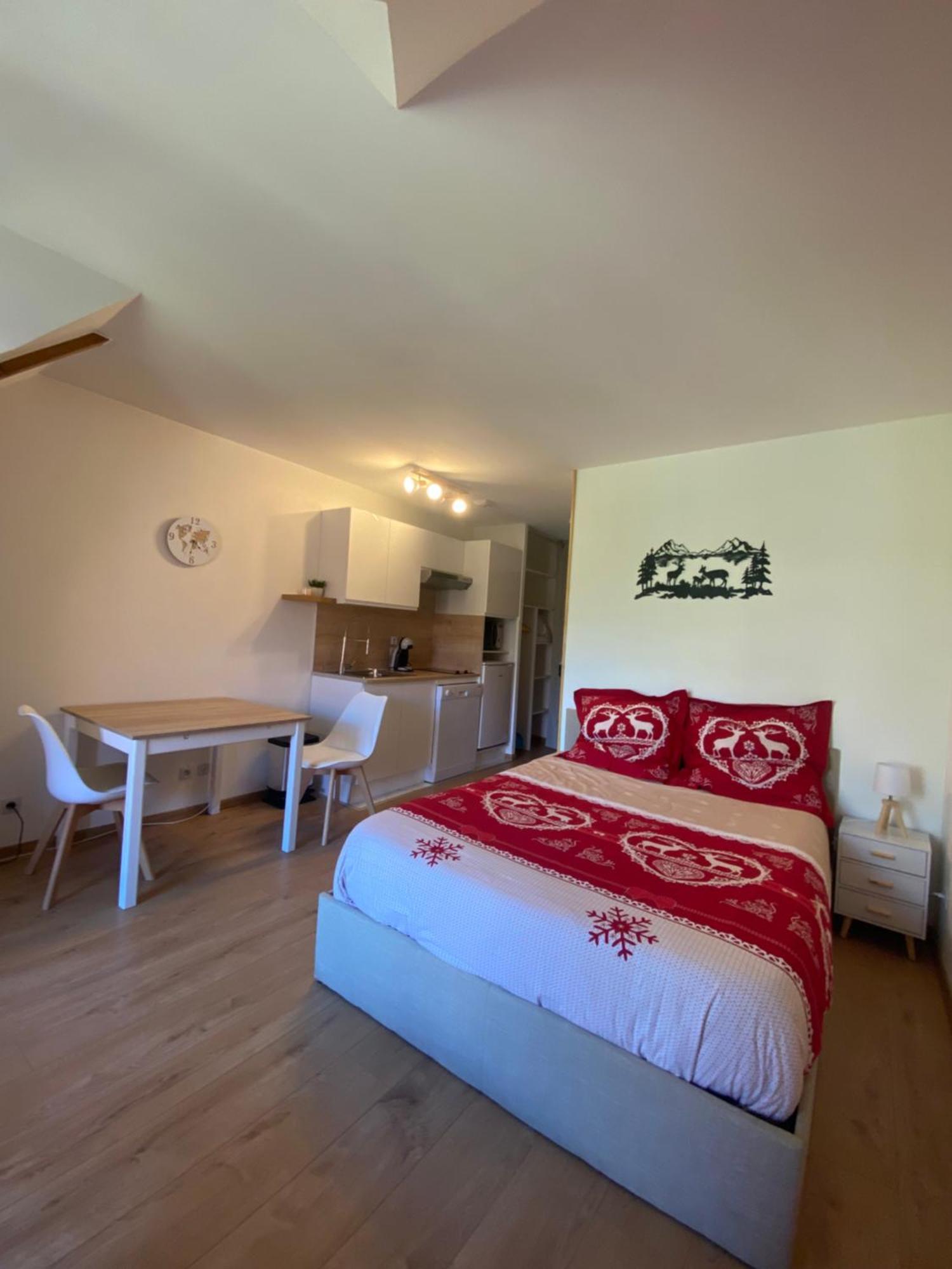 Ferienwohnung Le Nid Du Birdie, Giez, Proche Du Lac D'Annecy Exterior foto